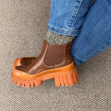 Load image into Gallery viewer, CHUNKY CHELSEA BOOTS